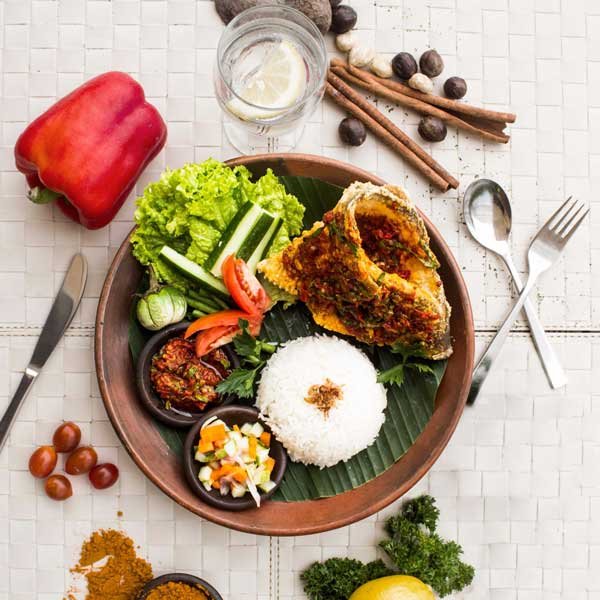Ikan Gurami Goreng Sambal Kemangi Special Hari Ibu