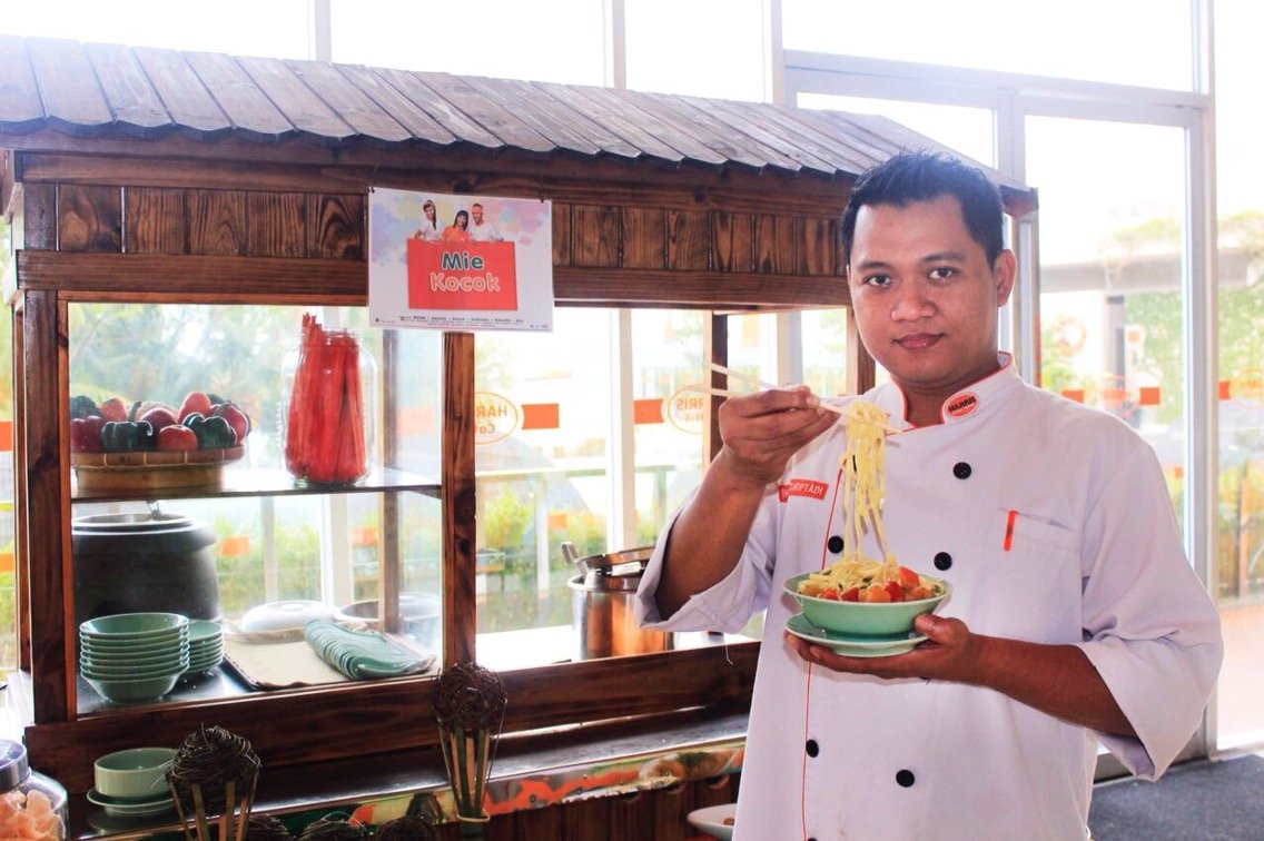 HARRIS Cafe Promo Live Cooking “MIE KOCOK dan PAD THAI MIE”