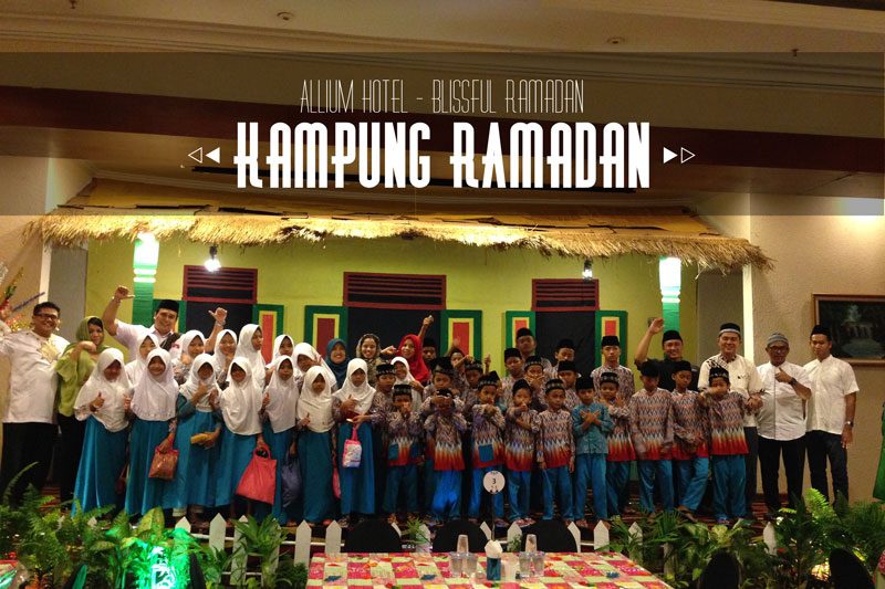 Berbagi dengan Anak Yatim di Hari Pertama Ramadan Kampung Betawi Allium Hotel
