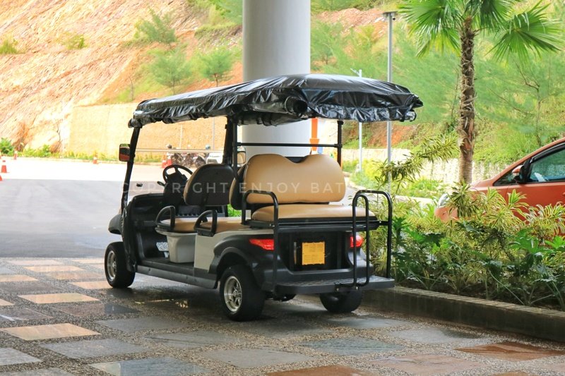 Buggy car yang siap mengantar kapan saja